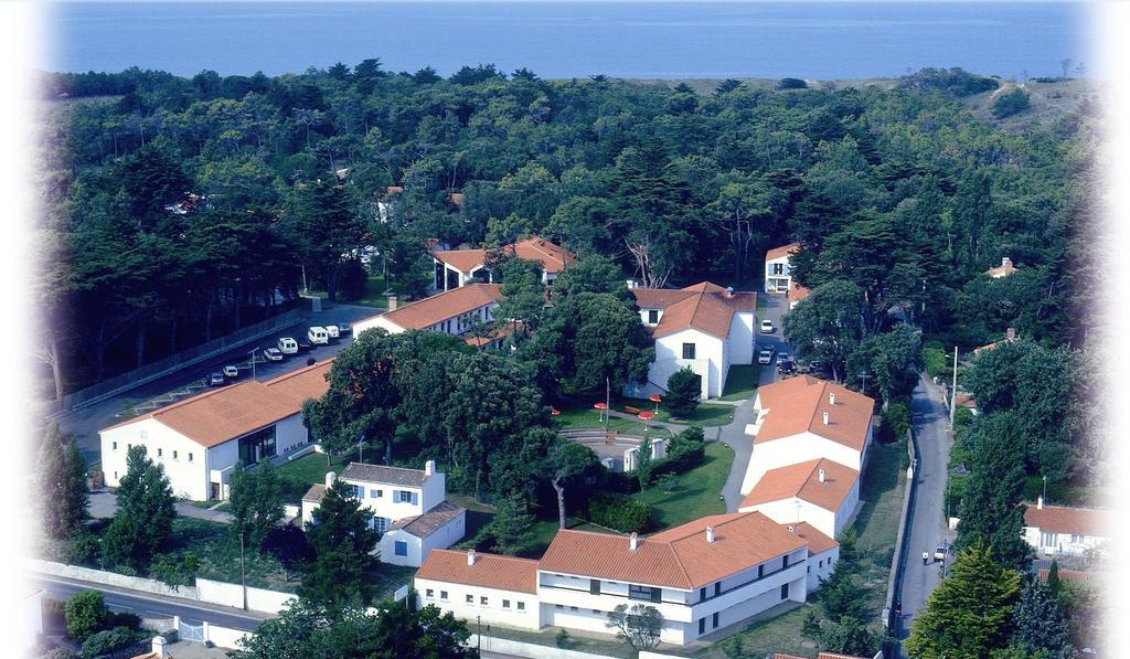 Les Quatre Vents Hotell L'Epine  Exteriör bild